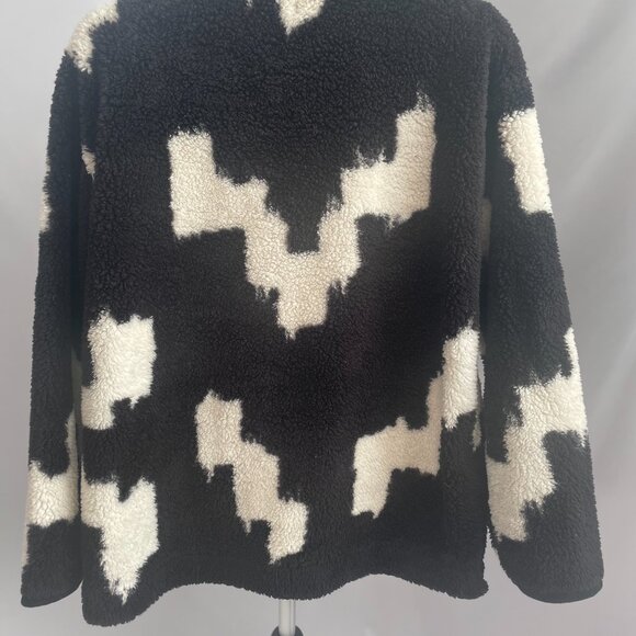 Sherpa Sweatshirt - Picture 10 of 10